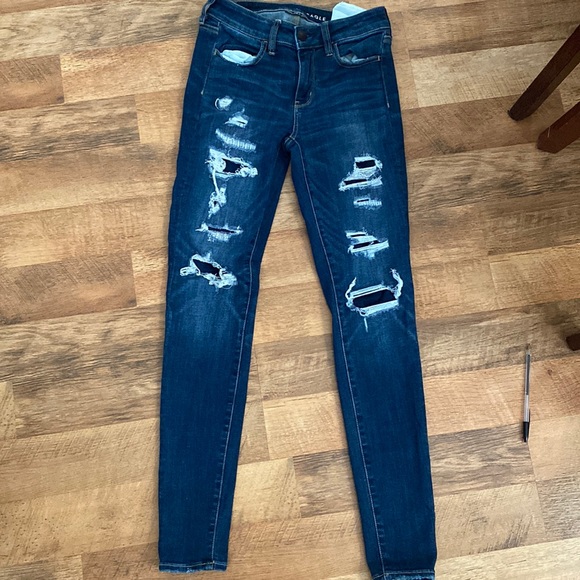 American Eagle Outfitters Denim - American Eagle skinny jeans, size 4 long, color: dark wash, degreased style